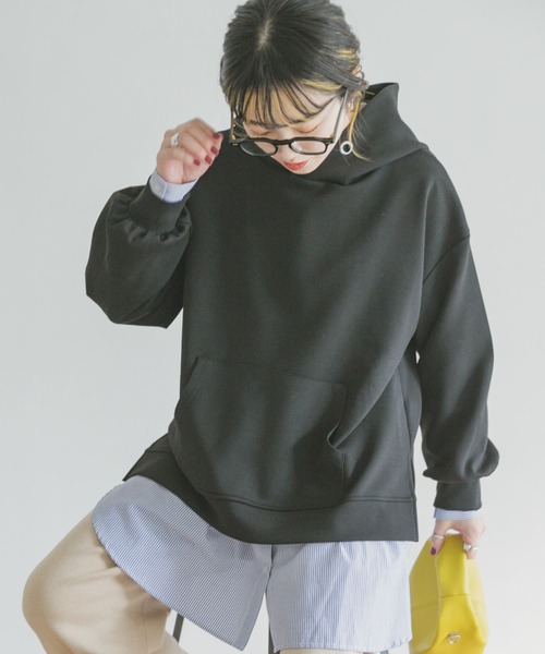 ITEMS URBANRESEARCH（アイテムズ アーバンリサーチ）の「ライトダンボールパーカー（パーカー・レディース・グレー系その他/ブラック/ブラウン/ブルー・FREE）」の17枚目の写真