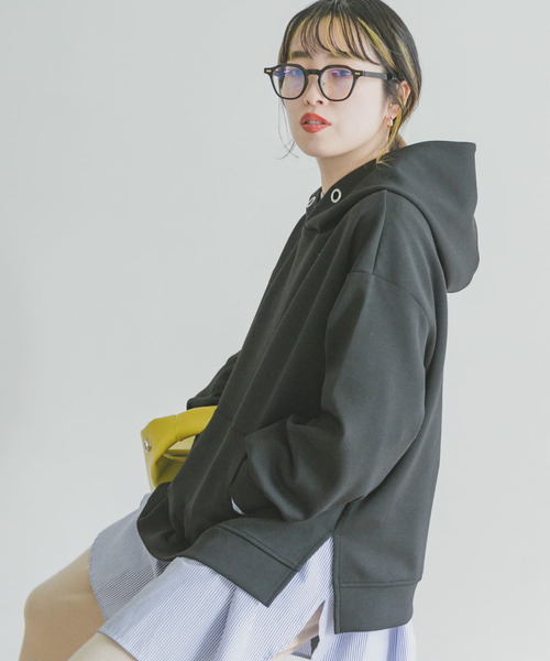 ITEMS URBANRESEARCH（アイテムズ アーバンリサーチ）の「ライトダンボールパーカー（パーカー・レディース・グレー系その他/ブラック/ブラウン/ブルー・FREE）」の18枚目の写真