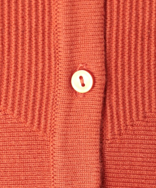 TITE IN THE STORE（ティテ　インザ　ストア）の「リブヨークドルマンスリーブニットカーディガン（カーディガン/ボレロ・レディース・ベージュ/ブラック/オレンジ/ブルー・38）」の13枚目の写真