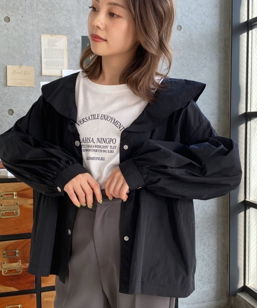 moment+（モーメントプラス）の「シアーナイロンワッシャーフリルマウンテンパーカー（マウンテンパーカー・レディース・ブラック/カーキ/オフホワイト・M）」の22枚目の写真