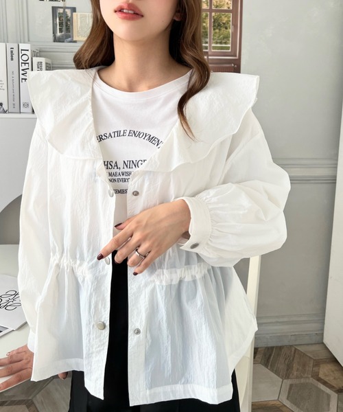 moment+（モーメントプラス）の「シアーナイロンワッシャーフリルマウンテンパーカー（マウンテンパーカー・レディース・ブラック/カーキ/オフホワイト・M）」の6枚目の写真