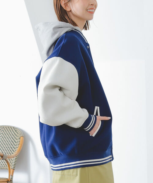 B:MING by BEAMS（ビーミングバイビームス）の「B:MING by BEAMS / ロゴ スタジャン（スタジャン・レディース・ブルー/グリーン・SMALL/MEDIUM）」の10枚目の写真