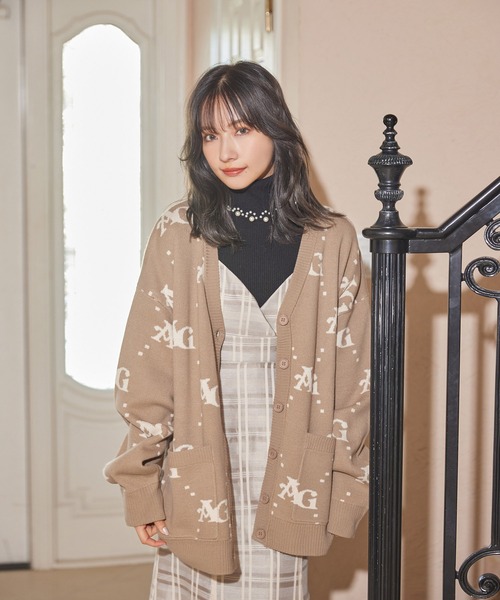 ANDGEEBEE（アンジービー）の「UNISEX ロゴジャガードカーデ（カーディガン/ボレロ・レディース・アイボリー/ブラウン・X-LARGE）」の5枚目の写真