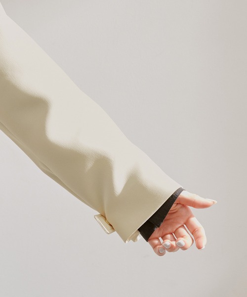 ROPE'（ロペ）の「ショートジップライトブルゾン（ブルゾン