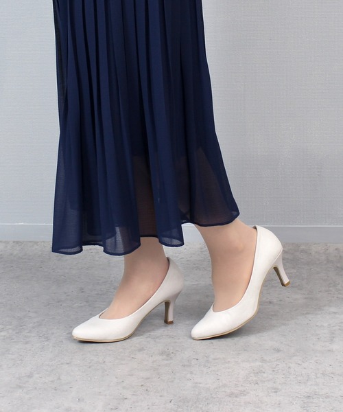 Parade（パレード）の「【極ふわっ】7cmヒールプレーンパンプス　22091【Parade】（パンプス・レディース・ブラック系その他/シルバー/ライトベージュ/ベージュ系その他/ブラック系その他2/ブラック/ライトグレー/ゴールド・22.0cm/23.0cm/24.0cm/23.5cm/24.5cm/25.0cm/25.5cm/22.5cm）」の15枚目の写真