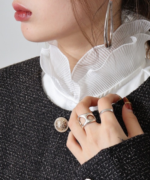 FUNALIVE(ファンアライブ)の「je crois soi レース刺繍&ビジュー 付け衿(付け襟・レディース・A/B/C/D/E/F/G/H/I/J/K/L/P/R/S/T/U/V/W/M/N/O/Q/X/Y/その他/Z/その他1/その他2/その他3/その他8/その他4/その他9/その他5/その他16/その他17/その他18/その他6/その他7/その他10/その他11/その他12/その他13/その他14/その他15/その他28/その他29/その他30/その他31/その他32/その他22/その他23/その他24/その他25/その他26/その他27/その他19/その他20/その他21/その他34/その他33/ホワイト系2/ホワイト系3/ブラック系/ブラック系1/ブラック系2/ブラック系3/その他35/ブラック系4/ホワイト系/ホワイト系1/ホワイト系4/ブルー系3/ホワイト系6/ブルー系/ブルー系1/ホワイト系7/ブラック系5/ブラック系6/ブラック系7/ブラック系8/ホワイト系5/ブルー系2/ホワイト系8/ホワイト系9/ブラック系9/ブラック系その他2/ホワイト系その他2/ブラック系その他/ホワイト系その他4/ブラック系その他3/ホワイト系その他/ホワイト系その他3/ホワイト系その他5・FREE)」の6枚目の写真