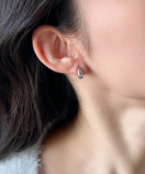 iso（イソ）の「【ステンレス】ミニドロップピアス（ピアス（両耳用）・レディース・シルバー/ゴールド・FREE）」の16枚目の写真