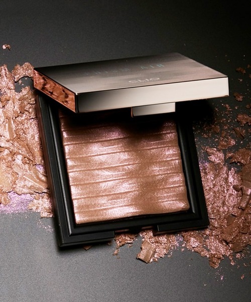 CLIO（クリオ）の「クリオ　プリズム エアー ハイライター（ハイライト/シェーディング・レディース・フェアリーピンク/ゴールドシアー・FREE）」の18枚目の写真