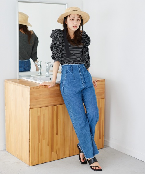 mysty woman(ミスティウーマン)の「パワショル2WAYテレコプルオーバー 907305(Tシャツ/カットソー・レディース・ライトブルー/ブラック/ホワイト系その他/ブラック系その他/オフホワイト・FREE)」の13枚目の写真