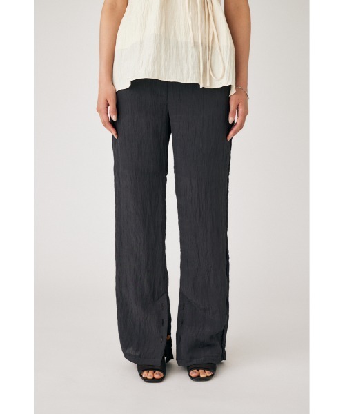 M_（エムアンダーバー）の「【M_】WRINKLE パンツ（その他パンツ・レディース・アイボリー/ブラック/ネイビー・1/2）」の2枚目の写真