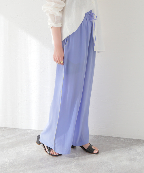 mii(ミー)の「【Mii / ミイ】SILK HAND EMBROIDERED PT:パンツ(その他パンツ・レディース・サックスブルー・SMALL)」の2枚目の写真