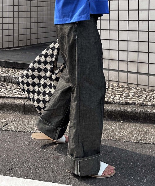 Liyoca（リヨカ）の「【Liyoca】シャンブレーデニムパンツ -手洗い可-（デニムパンツ・レディース・ネイビー/ブラック・36）」の3枚目の写真