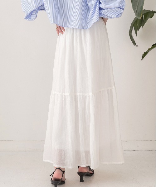 ad thie（アドティエ）の「ふんわり柔らか ティアード ロングスカート（スカート・レディース・オフホワイト/ブラック/ベージュ/イエロー・FREE）」の6枚目の写真