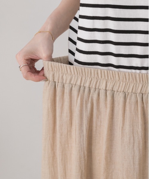 ad thie（アドティエ）の「ふんわり柔らか ティアード ロングスカート（スカート・レディース・オフホワイト/ブラック/ベージュ/イエロー・FREE）」の21枚目の写真