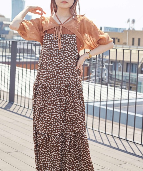 w closet（ダブルクローゼット）の「花柄プリントティアードキャミ