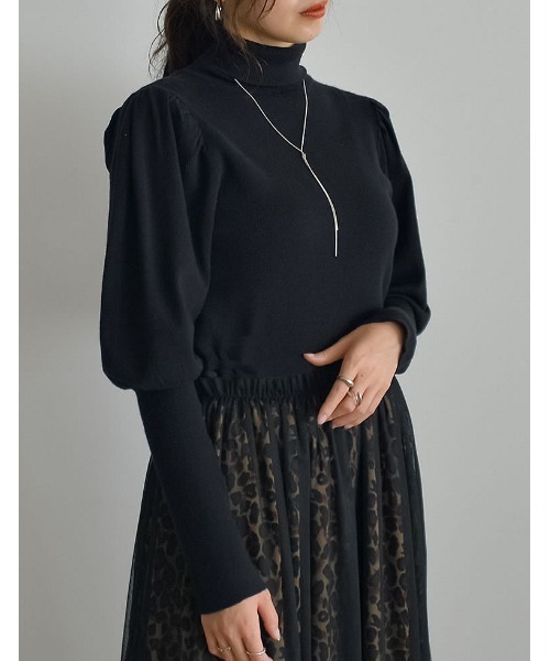 Re:EDIT（リエディ）の「[2023-24 WINTER COLLECTION]パフショルダー細リブタートルニットトップス（ニット/セーター・レディース・ベージュ/グリーン/アイボリー/チャコールグレー/ブルー/ホワイト×ブラック/ブラック/キャメル/レッド/パープル・LARGE/MEDIUM）」の20枚目の写真