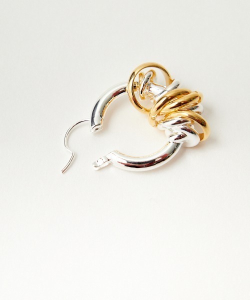 [LAPUIS/ラピュイ] COIL AROUND ピアス（ピアス（両耳用））｜LAPUIS（ラピュイ）