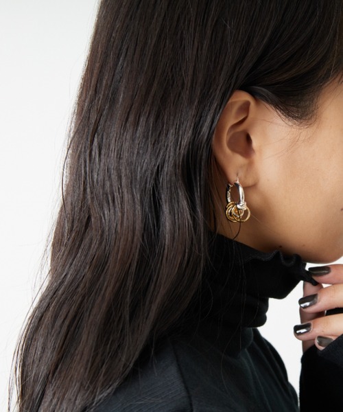 [LAPUIS/ラピュイ] COIL AROUND ピアス（ピアス（両耳用））｜LAPUIS（ラピュイ）