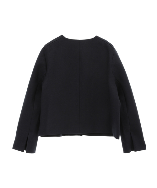 Tiara（ティアラ）の「パール釦ジャケット（ノーカラージャケット