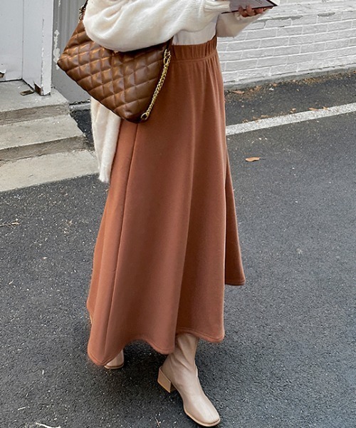 COCOMOMO（ココモモ）の「裏起毛フレアロングスカート（スカート・レディース・ネイビー/ブラウン/カーキ/ブラック・L/M）」の19枚目の写真