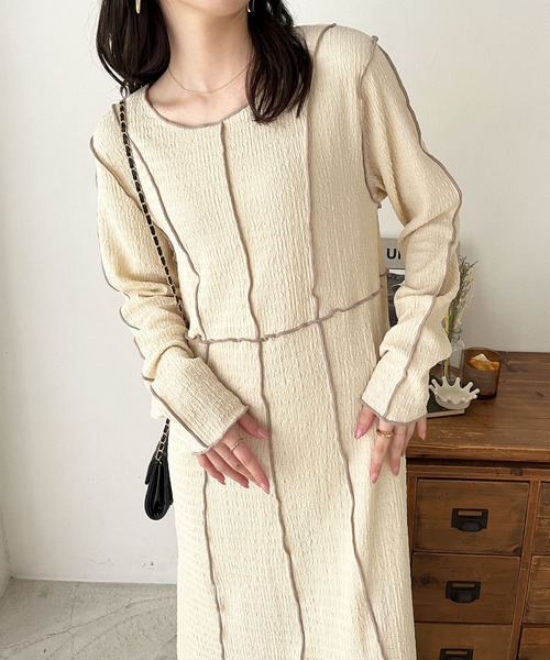 GeeRA(ジーラ)の「配色メローワンピース(ワンピース・レディース・アイボリー/ブラック・MEDIUM/LARGE)」の2枚目の写真