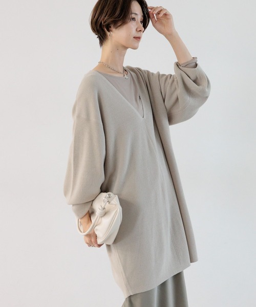 LEPSIM（レプシィム）の「14ゲージ深Vネックチュニックワンピース　906182（チュニック・レディース・ブラック/ライトブルー/グレイッシュベージュ・FREE）」の3枚目の写真