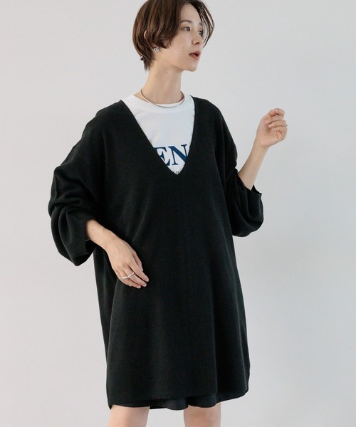 LEPSIM（レプシィム）の「14ゲージ深Vネックチュニックワンピース　906182（チュニック・レディース・ブラック/ライトブルー/グレイッシュベージュ・FREE）」の2枚目の写真