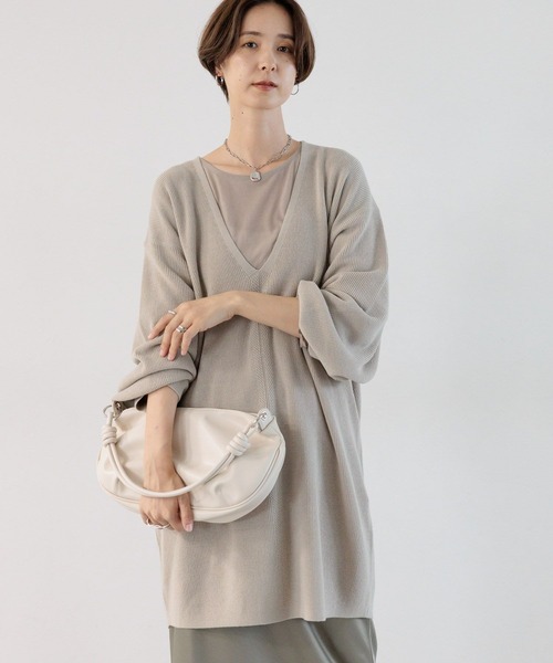 LEPSIM（レプシィム）の「14ゲージ深Vネックチュニックワンピース　906182（チュニック・レディース・ブラック/ライトブルー/グレイッシュベージュ・FREE）」の11枚目の写真