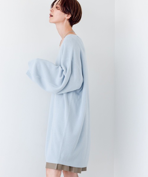 LEPSIM（レプシィム）の「14ゲージ深Vネックチュニックワンピース　906182（チュニック・レディース・ブラック/ライトブルー/グレイッシュベージュ・FREE）」の15枚目の写真