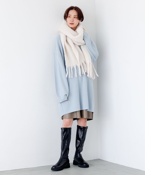 LEPSIM（レプシィム）の「14ゲージ深Vネックチュニックワンピース　906182（チュニック・レディース・ブラック/ライトブルー/グレイッシュベージュ・FREE）」の16枚目の写真