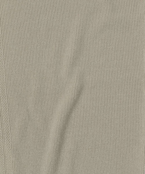 LEPSIM（レプシィム）の「14ゲージ深Vネックチュニックワンピース　906182（チュニック・レディース・ブラック/ライトブルー/グレイッシュベージュ・FREE）」の6枚目の写真