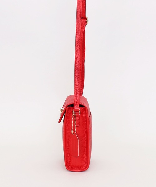 COOCO（クーコ）の「シュリンクレザーヒネリ金具縦型ショルダーバッグ（ショルダーバッグ・レディース・ブラウン系その他/クリアレッド/グリーン/ブラック/グレー・9）」の22枚目の写真