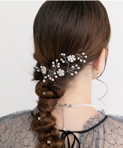 Cupid Heart（キューピッドハート）の「【Cupid Heart】結婚式アクセ！パール×フラワーヘッドドレス(ハーフ)（その他ヘアアクセサリー・レディース・シルバー・MEDIUM）」の4枚目の写真