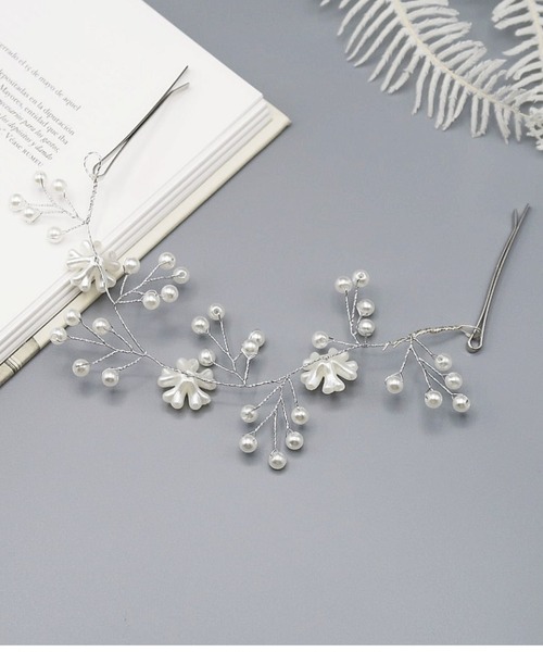 Cupid Heart（キューピッドハート）の「【Cupid Heart】結婚式アクセ！パール×フラワーヘッドドレス(ハーフ)（その他ヘアアクセサリー・レディース・シルバー・MEDIUM）」の13枚目の写真