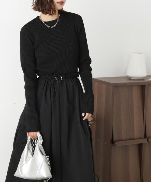 FREE'S MART（フリーズマート）の「モチーフ付きショートネックレス（ネックレス・レディース・シルバー/ゴールド・ﾌﾘ-）」の4枚目の写真