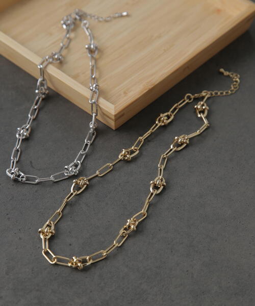 FREE'S MART（フリーズマート）の「モチーフ付きショートネックレス（ネックレス・レディース・シルバー/ゴールド・ﾌﾘ-）」の7枚目の写真