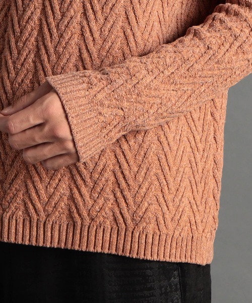 HIDEAWAYS NICOLE（ハイダウェイニコル）の「【WEB限定】ヘリンボーンJQタートルネックニット（ニット/セーター・メンズ・ホワイト×ブラック/ボルドー/オレンジ/ベージュ系その他/ブラック×グレー/ホワイト×ライトグレー・X-LARGE/LARGE/MEDIUM）」の11枚目の写真