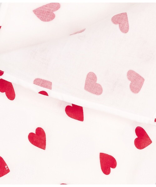 PETIT BATEAU（プチバトー）の「ダブルガーゼスワドル（おくるみ・キッズ・ホワイト×レッド・ONE SIZE）」の3枚目の写真