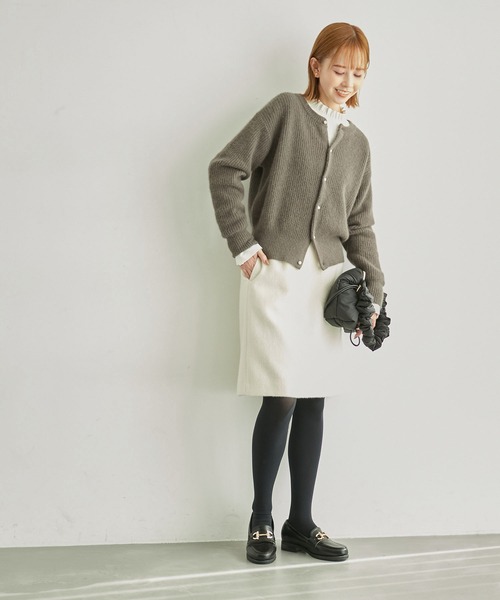 ROPE' PICNIC(ロペピクニック)の「フリルカラーチュニックブラウス(シャツ/ブラウス・レディース・チャコールグレー/オフホワイト/ベージュ系その他・38)」の14枚目の写真