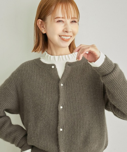 ROPE' PICNIC(ロペピクニック)の「フリルカラーチュニックブラウス(シャツ/ブラウス・レディース・チャコールグレー/オフホワイト/ベージュ系その他・38)」の15枚目の写真