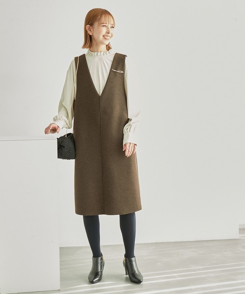 ROPE' PICNIC(ロペピクニック)の「フリルカラーチュニックブラウス(シャツ/ブラウス・レディース・チャコールグレー/オフホワイト/ベージュ系その他・38)」の17枚目の写真