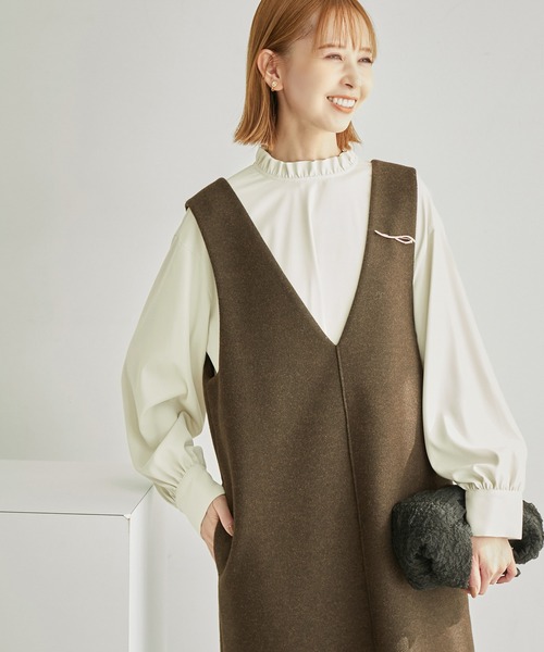 ROPE' PICNIC(ロペピクニック)の「フリルカラーチュニックブラウス(シャツ/ブラウス・レディース・チャコールグレー/オフホワイト/ベージュ系その他・38)」の20枚目の写真