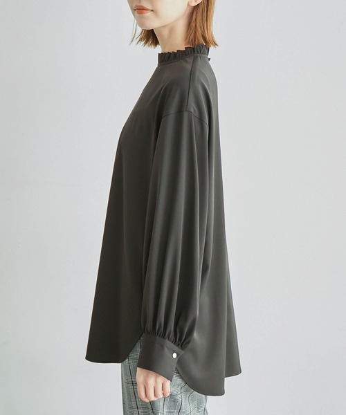 ROPE' PICNIC(ロペピクニック)の「フリルカラーチュニックブラウス(シャツ/ブラウス・レディース・チャコールグレー/オフホワイト/ベージュ系その他・38)」の22枚目の写真