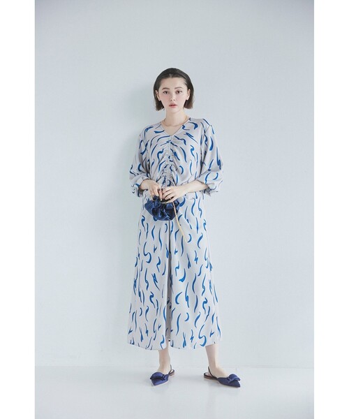 B:MING by BEAMS(ビーミングバイビームス)の「【玉城ティナさん着用】B:MING by BEAMS / アート プリント ワンピース(ワンピース・レディース・ブラウン系その他/ネイビー・MEDIUM/SMALL)」の14枚目の写真
