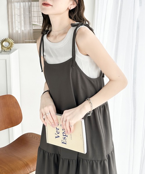 classicalelf(クラシカルエルフ)の「デコルテを美しく魅せる。オーガニックコットンランダムテレコアソートシンプルタンクトップ(タンクトップ・レディース・ホワイト/ホワイト系その他2/グレイッシュベージュ/ブラック/ホワイト系その他/ベージュ系その他・LARGE/SMALL/MEDIUM/X-LARGE)」の17枚目の写真