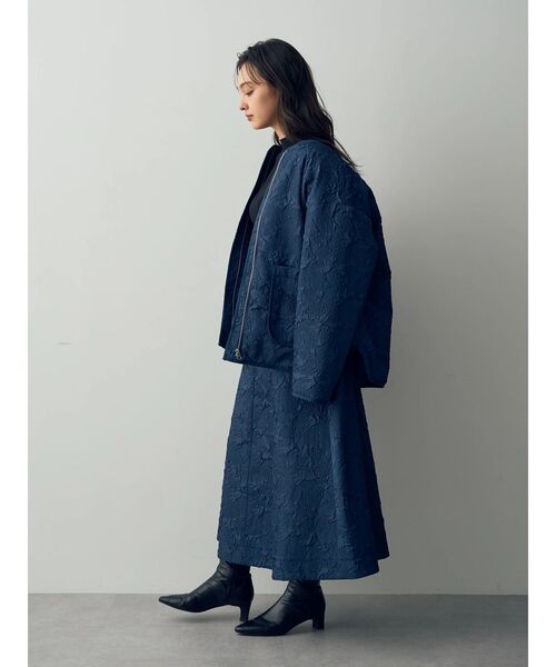 YECCA VECCA（イェッカヴェッカ）の「ふくれジャガード中綿フレアスカート（スカート・レディース・ブラック/ブルー/キャメル・S/M）」の8枚目の写真