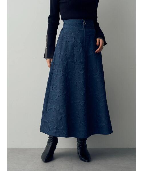 YECCA VECCA（イェッカヴェッカ）の「ふくれジャガード中綿フレアスカート（スカート・レディース・ブラック/ブルー/キャメル・S/M）」の3枚目の写真