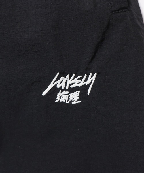 LONELY/論理（ロンリー）の「LONELY(論理)/ロンリー STOCK LOGO” NYLON WARM UP PANTS ナイロンパンツ（その他パンツ・メンズ・ブラック・XL/L/M）」の6枚目の写真
