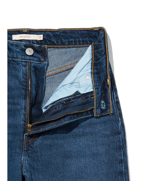 Levi's（リーバイス）の「Levi's/リーバイス RIBCAGE BELLS ミディアムインディゴ SONOMA TRAIN（デニムパンツ・レディース・インディゴブルー・26inch/23inch/27inch/28inch/25inch/24inch）」の5枚目の写真