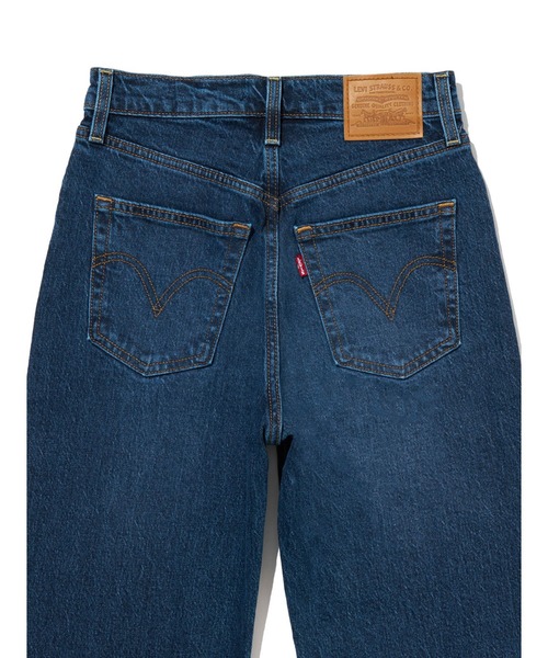 Levi's（リーバイス）の「Levi's/リーバイス RIBCAGE BELLS ミディアムインディゴ SONOMA TRAIN（デニムパンツ・レディース・インディゴブルー・26inch/23inch/27inch/28inch/25inch/24inch）」の6枚目の写真